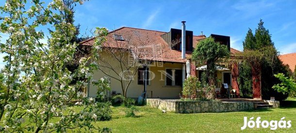 Eladó családi ház Gödöllő, Vasvári Pál utca