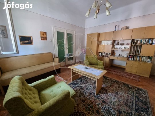 Eladó családi ház Gyula belvárosában, a Gárdonyi Géza utcában!