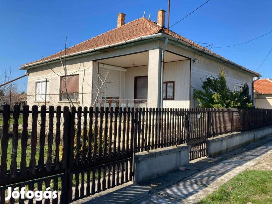 Eladó családi ház Jászalsószentgyörgyön