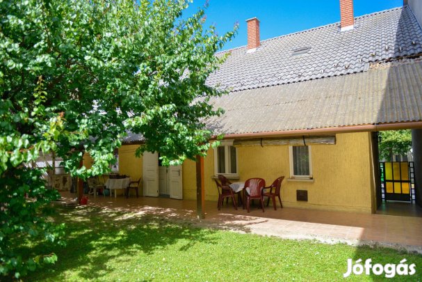 Eladó családi ház Kaposvár Belváros