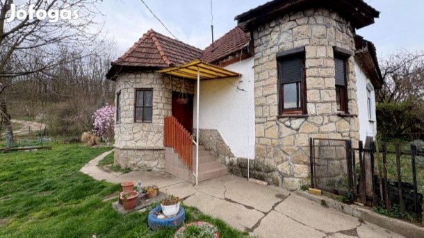 Eladó családi ház Miskolc-Perecesen  lehetőség, amit érdemes