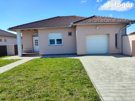 Eladó családi ház Mohácson