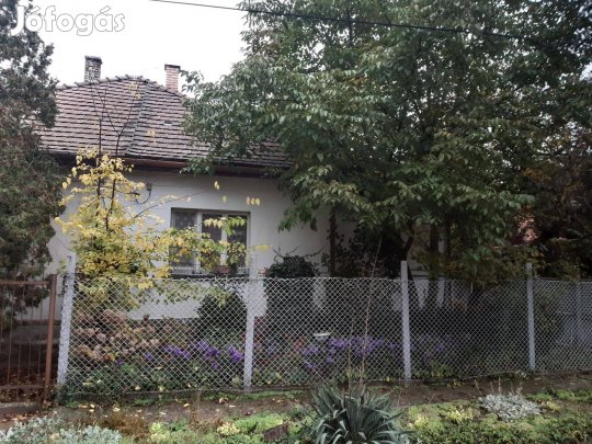 Eladó családi ház Móra Ferenc utcában