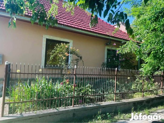 Eladó családi ház Rábacsanakon