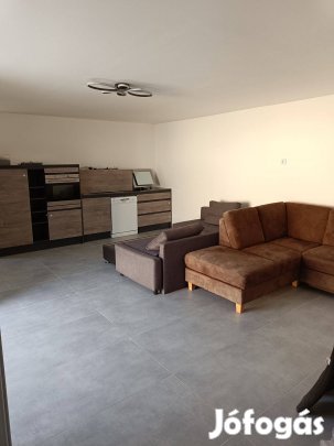 Eladó családi ház Rábaszentandráson