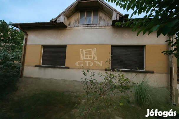 Eladó családi ház Tököl, Papkert