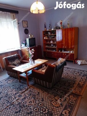 Eladó családi ház Tornyiszentmiklóson