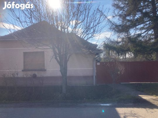Eladó családi ház Törökszentmiklóson