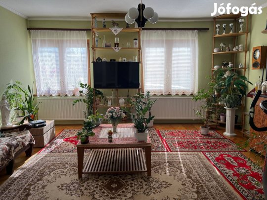 Eladó családi ház Veszprém vármegye, Nyirád