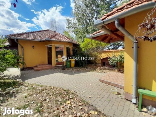 Eladó családi ház, Békéscsaba