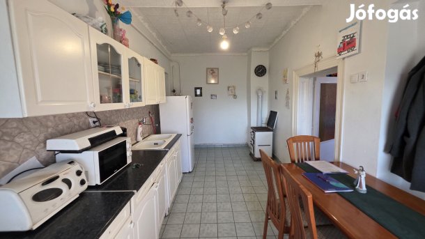 Eladó családi ház, Füzesabony