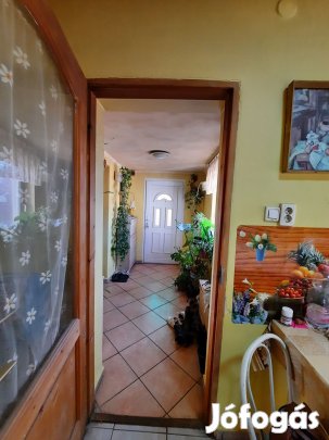 Eladó családi ház, Füzesabony