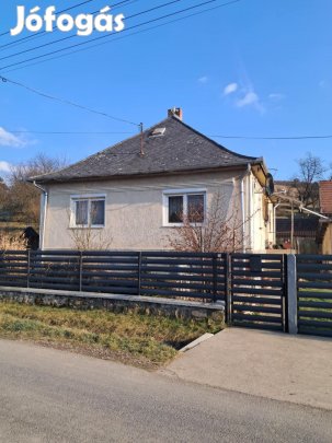 Eladó családi ház, Mátranovák