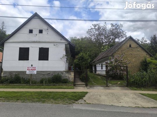 Eladó családi ház, Óbánya