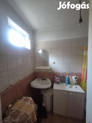 Eladó családi ház, Pásztó