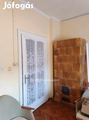 Eladó családi ház, Sajószögeden főút közelében!