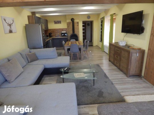 Eladó családi ház, Szanda