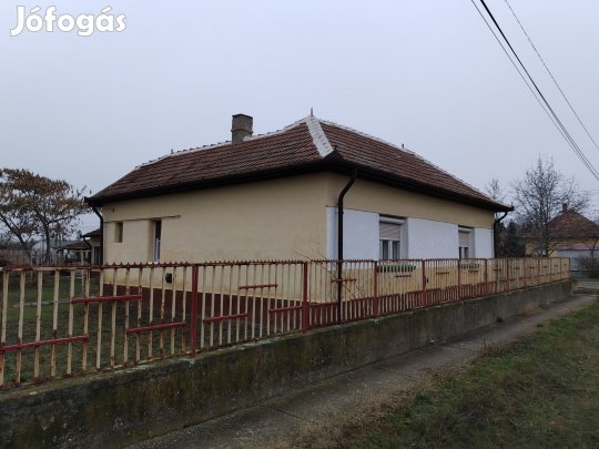 Eladó családi ház, Szászberek