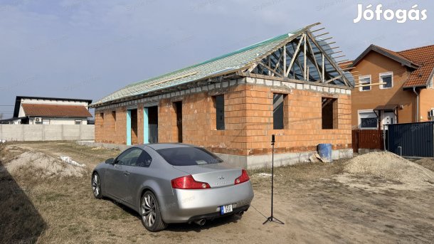 Eladó családi ház, Taksony