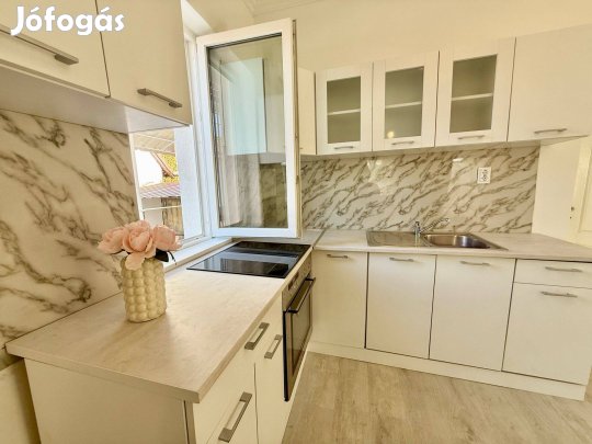 Eladó családi ház, Tápé!