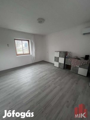 Eladó családi ház - Karancsság