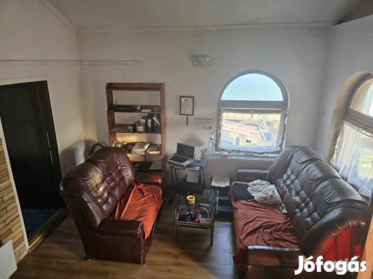 Eladó családi ház - Szanda