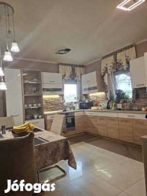 Eladó családi ház kispostavölgyben