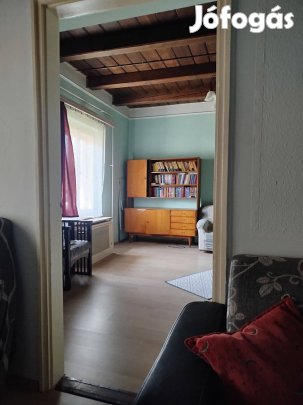 Eladó családiház Piliscsabán