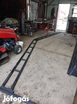 Eladó csarnok váz