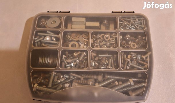 Eladó csavarok anyák alátétek vegyesen