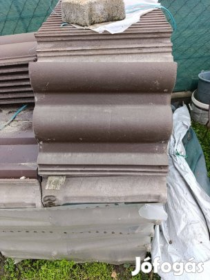 Eladó cserép