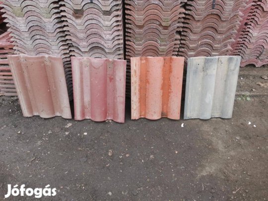 Eladó cserép( Leier) szállítás megoldható
