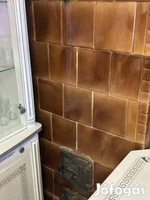 Eladó cserépkályha (180 cm) olcsón eladó! 
