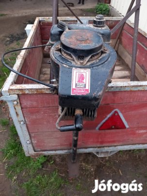 Eladó csónakmotor!
