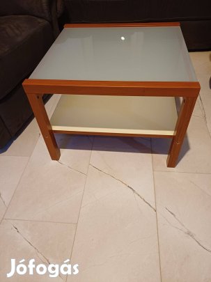Eladó dohányzóasztal 4000 Ft