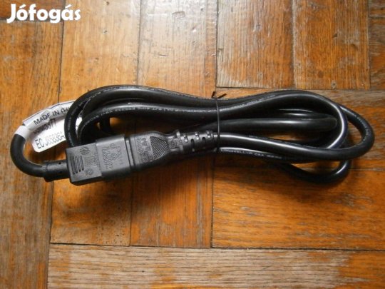 Eladó egy 220 V-os C14 apa-anya kábel (tápkábel hosszabbító)