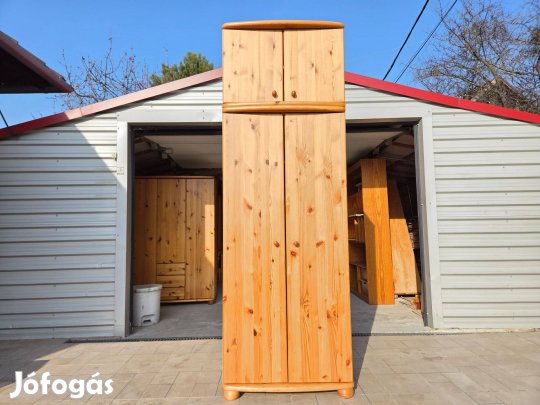 Eladó egy 2 ajtós , akasztós és polcos Claudia Fenyő Szekrény