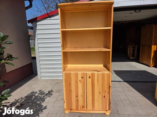 Eladó egy 2 ajtos , polcos Claudia Fenyő Szekrény. Bútor nagyon szép