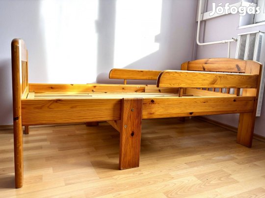 Eladó egy 3 lépésben hosszabbítható (leesésgátlós) fenyő gyerekágy