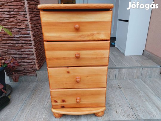 Eladó egy 4 fiókos,Claudia fenyő komód