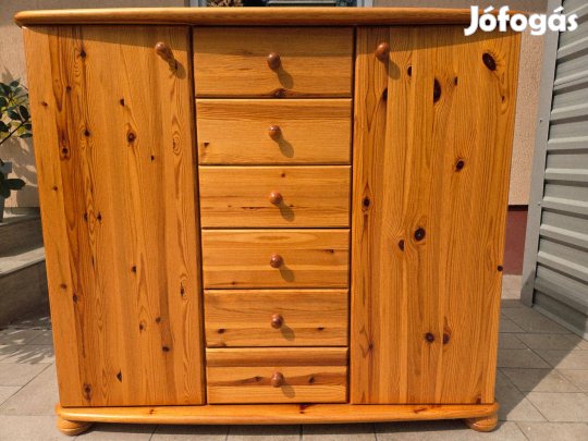 Eladó egy Anikó 6 fiókos, 2 ajtós nagy méretű fenyő komód. RS bútor