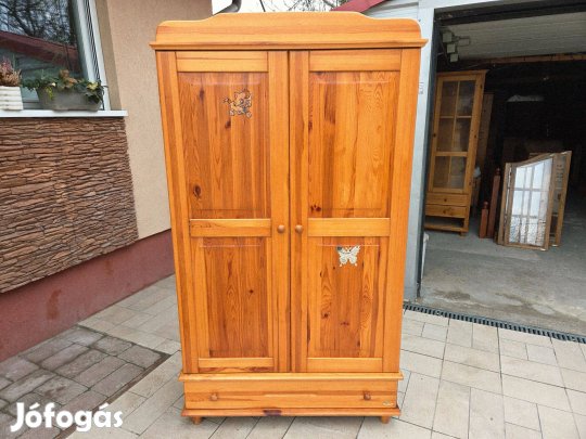 Eladó egy Brendon fiókos, Polcos És Akasztós Fenyő Szekrény