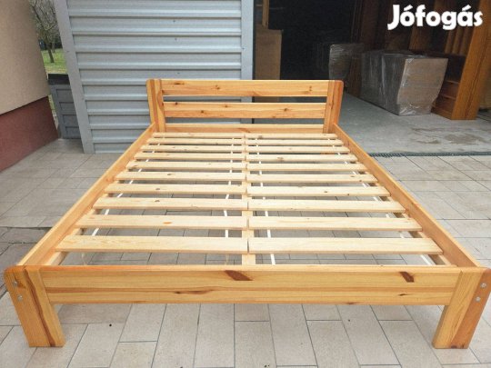 Eladó egy Fenyő franciaágy, 2db ágyráccal. Bútor nagyon szép, újszerű