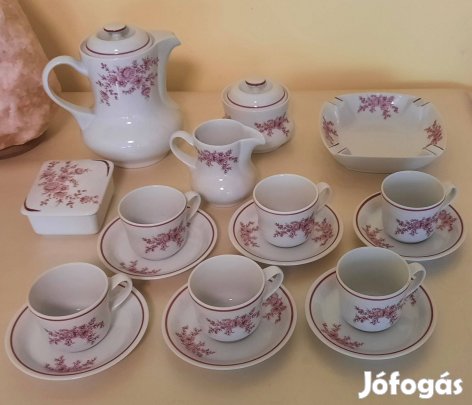 Eladó egy Hollóházi teljes 6 személyes porcelán készlet !