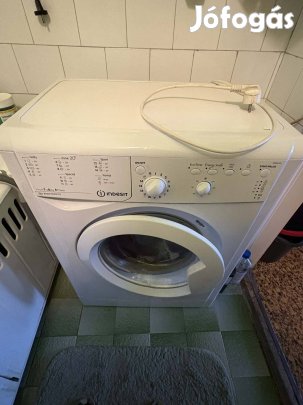 Eladó egy Indesit mosógép!
