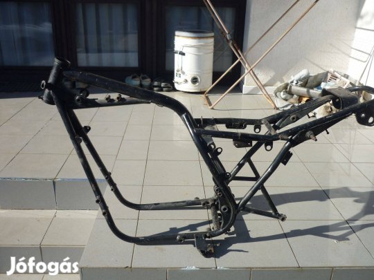 Eladó egy Kawasaki mkp. váz