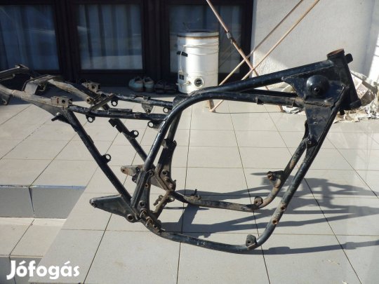 Eladó egy Kawasaki mkp. váz