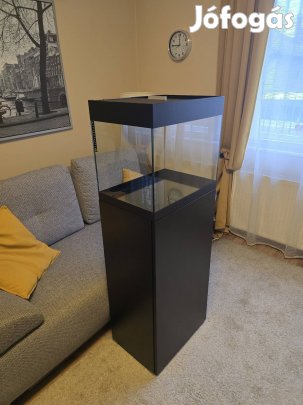 Eladó egy Oase Styleline 85 akvárium szett 