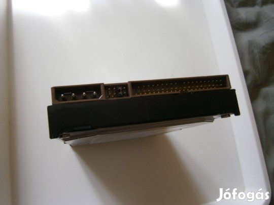Eladó egy PATA / IDE csatolófelű 40 GB-os Seagate merevlemez