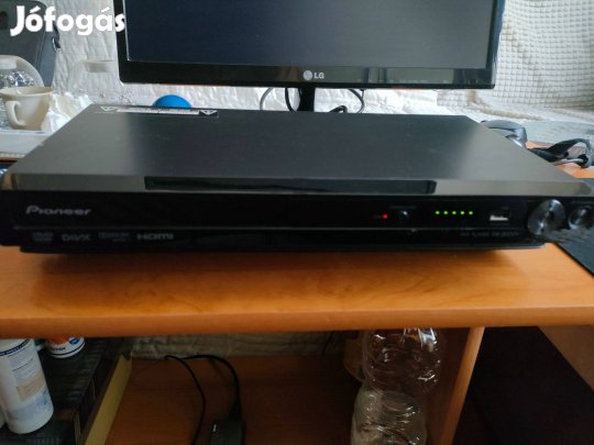 Eladó egy Pioneer DV-3022V divxes DVD lejátszó